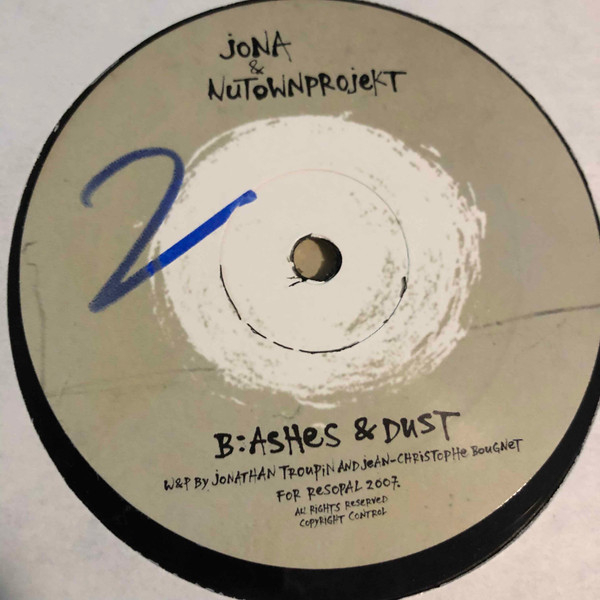 Jona  &  Nutownproject - Turning Point | Resopal Red (RSP RED 015) - 4