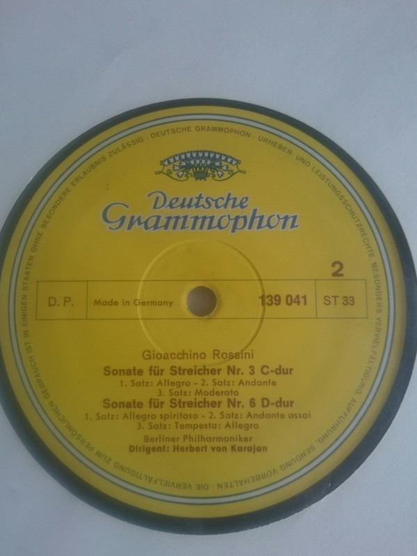 Sonaten für Streicher = Sonatas for Strings = Sonates pour Cordes