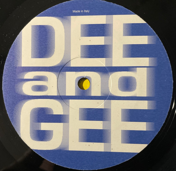 Mabel - Space E.P. | Dee And Gee Records (DAG 44701 - 1/2) - 4 Mabel - Space E.P. | Dee And Gee Records (DAG 44701 - 1/2) - 4