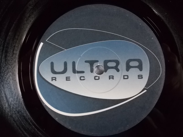 Ro & Keyz Featuring Shawnee Taylor - I'm Justified | Ultra Records (UL011) - 4