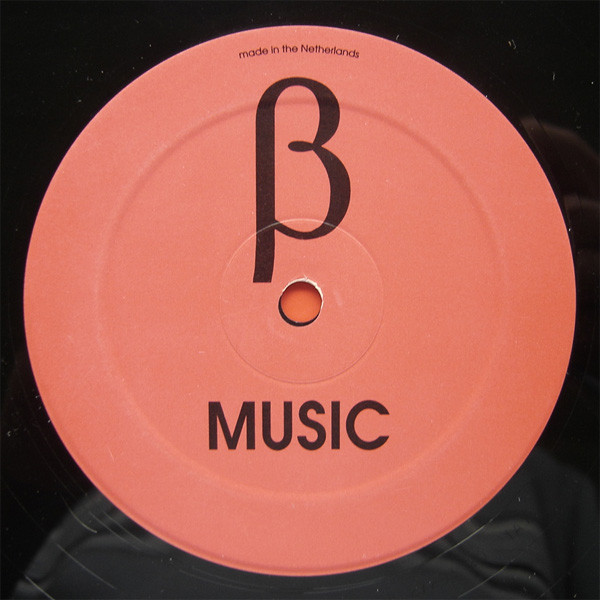 Beta - Music / Passion | RED (RED 002) - main Beta - Music / Passion | RED (RED 002) - main
