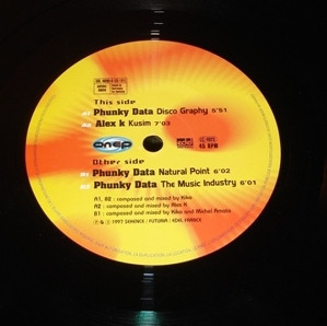 Phunky Data / Alex K - On EP | Sekence (EDL 4690-6) - 3 Phunky Data / Alex K - On EP | Sekence (EDL 4690-6) - 3