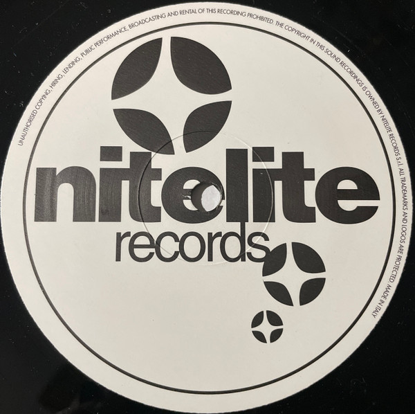 Dee Lay - One Day | Nitelite Records (NL 20-99) - 4 Dee Lay - One Day | Nitelite Records (NL 20-99) - 4