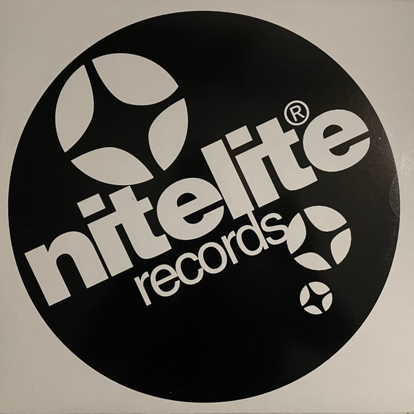 Dee Lay - One Day | Nitelite Records (NL 20-99) - 2 Dee Lay - One Day | Nitelite Records (NL 20-99) - 2