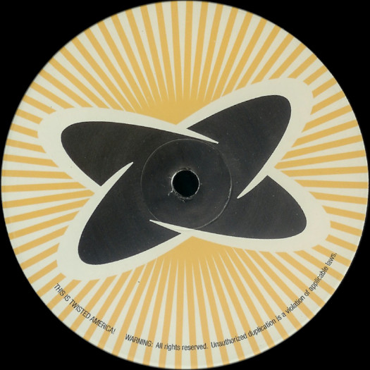 Wet Dreams With Kenard - Sunrise | Twisted America Records (TW24-55492) - 3 Wet Dreams With Kenard - Sunrise | Twisted America Records (TW24-55492) - 3