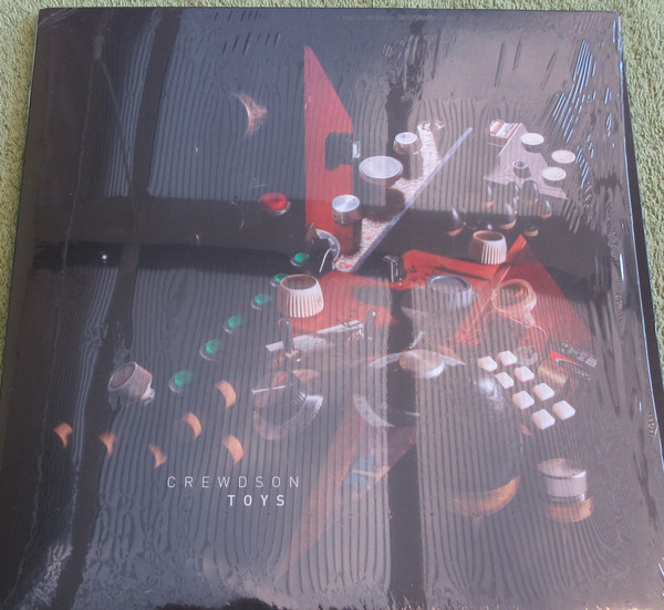 Crewdson - Toys | Slowfoot Records (SLOLP032) - 2 Crewdson - Toys | Slowfoot Records (SLOLP032) - 2