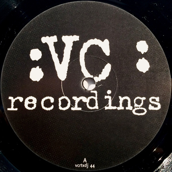 Big Room Girl Featuring Darryl Pandy - Raise Your Hands (Remixes) | VC Recordings (VCRTXDJ 44) - 4 Big Room Girl Featuring Darryl Pandy - Raise Your Hands (Remixes) | VC Recordings (VCRTXDJ 44) - 4