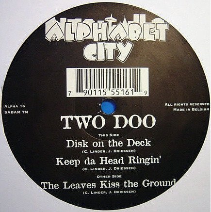 Two Doo - The Leaves Kiss The Ground | Alphabet City (ALPHA 16) - main Two Doo - The Leaves Kiss The Ground | Alphabet City (ALPHA 16) - main
