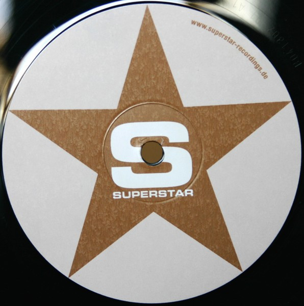 Microbots - Cosmic Evolution | Superstar Recordings (SUPER DJ 2015) - 2 Microbots - Cosmic Evolution | Superstar Recordings (SUPER DJ 2015) - 2