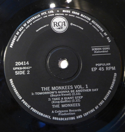 The Monkees - The Monkees Volume 1 | RCA (20414) - 4 The Monkees - The Monkees Volume 1 | RCA (20414) - 4