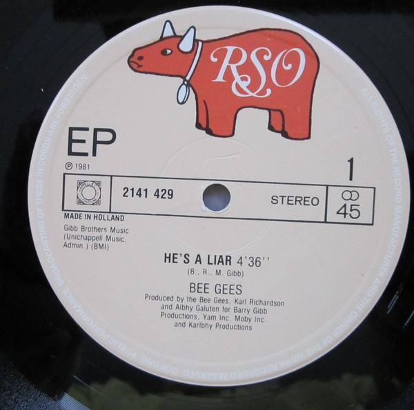 Bee Gees - He's A Liar | RSO (2141 429) - 3