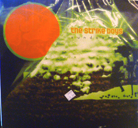 The Strike Boys - Sundowner | Stereo Deluxe (SD 078)