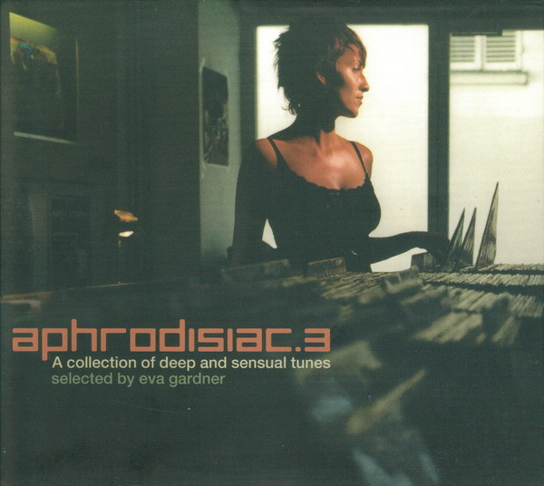 Eva Gardner - Aphrodisiac 3 | INFRACom! (ic83-2)