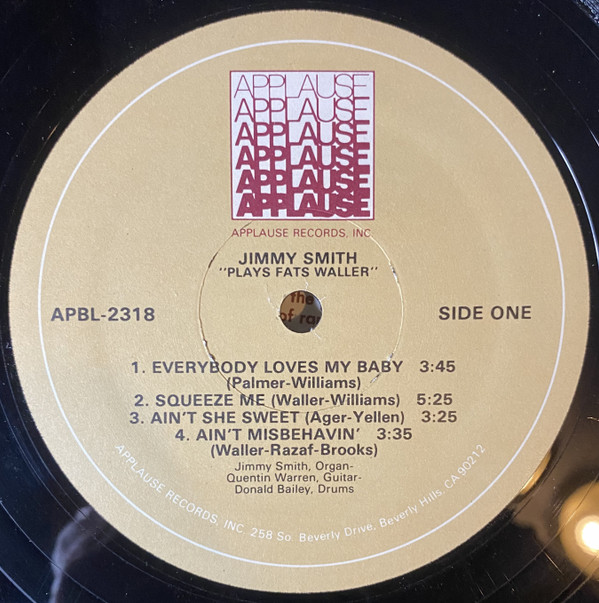 Plays Fats Waller