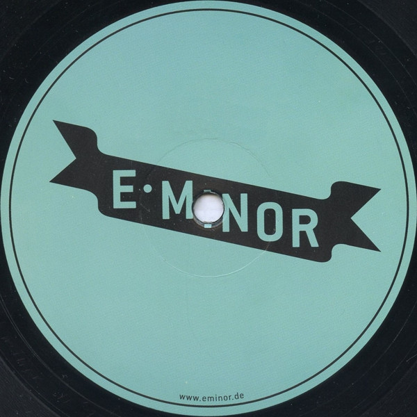 Alex Piccini & Kyo - Analisi Complesse / Switching | Eminor Records (EMINOR#17) - 4 Alex Piccini & Kyo - Analisi Complesse / Switching | Eminor Records (EMINOR#17) - 4
