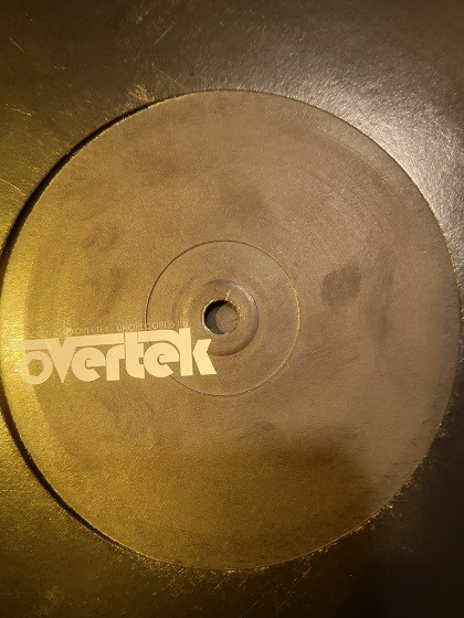 Tee & Pee - Dbshape | Overtek (OVR 115) - 2