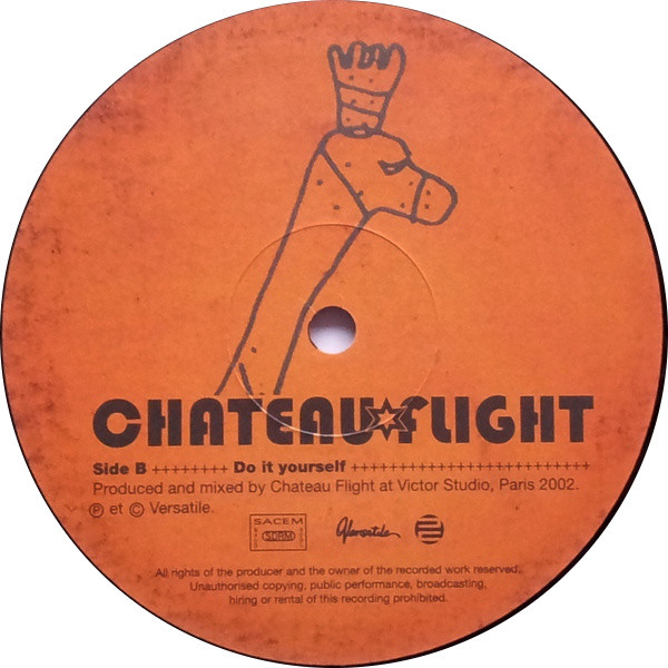 Château Flight - Cosmic Race | Versatile Records (VER 034) - 4 Château Flight - Cosmic Race | Versatile Records (VER 034) - 4