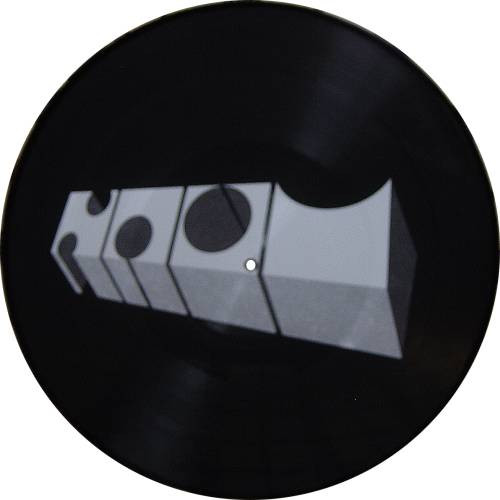 Commander Tom vs. Marco Düx Baby - The Cow | Noom Records (NOOM 050-6) - main Commander Tom vs. Marco Düx Baby - The Cow | Noom Records (NOOM 050-6) - main
