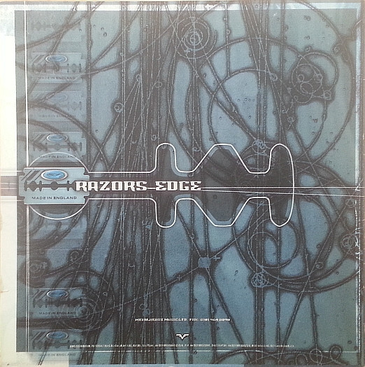 Goldie / J Majik - Kemistry (V.I.P.) / Your Sound (Remix) | Razors Edge (RAZORS 004) - 2
