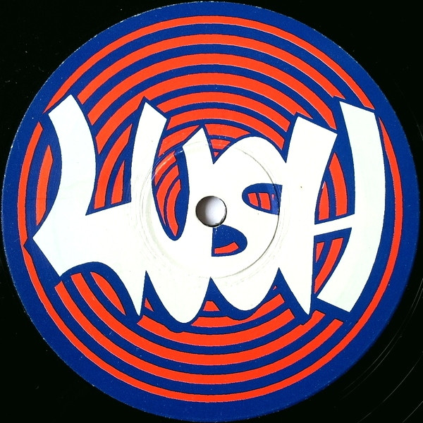 Mr. Oz & Larry Lush / Friends, Lovers & Family - Martian Dawn EP | Lush Recordings (LUSH 04) - 2 Mr. Oz & Larry Lush / Friends, Lovers & Family - Martian Dawn EP | Lush Recordings (LUSH 04) - 2