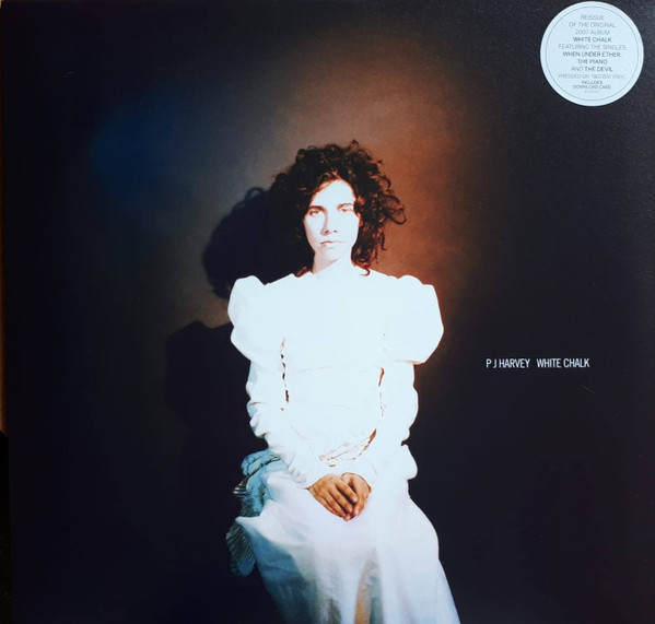 P J Harvey - White Chalk | Island Records (0725347) - main P J Harvey - White Chalk | Island Records (0725347) - main