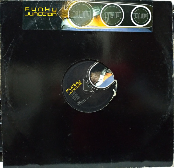 Funky Junction & Marcelo Castelli - Dum Dum Dum | V.O.T.U. Records (Voice Of The Underground Records) (VU 093)