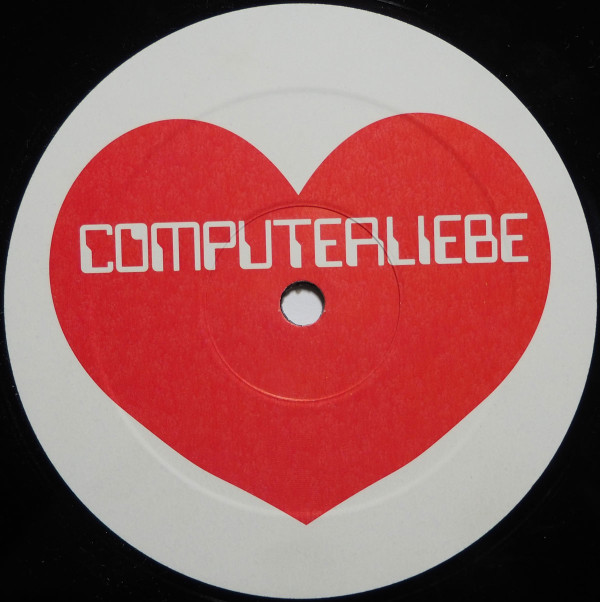 Das Modul Vs. E-Love - Computerliebe 7.1 | Urban (none)