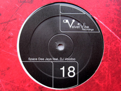 Space Deejays Feat. DJ VooDoo - Into Space | Velvet Vibe Recordings (VVR 018) - 3
