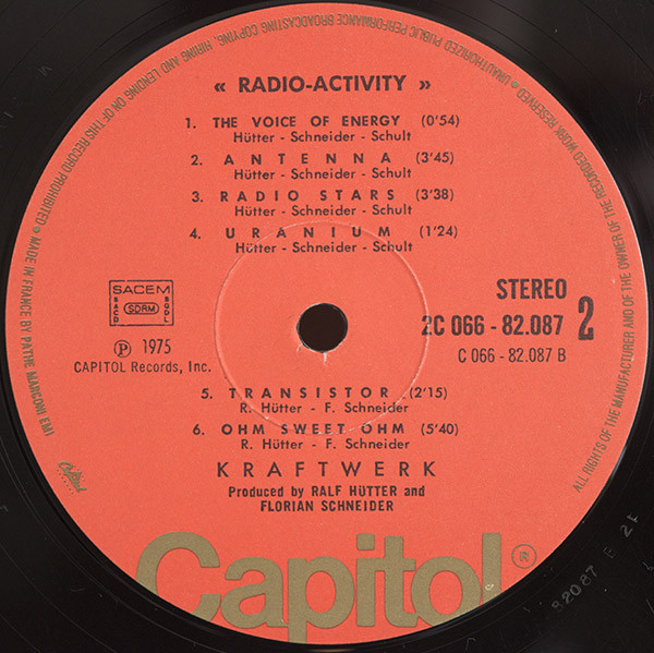 Kraftwerk - Radio-Activity | Capitol Records (2C 066-82.087) - 4 Kraftwerk - Radio-Activity | Capitol Records (2C 066-82.087) - 4