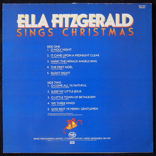 Sings Christmas