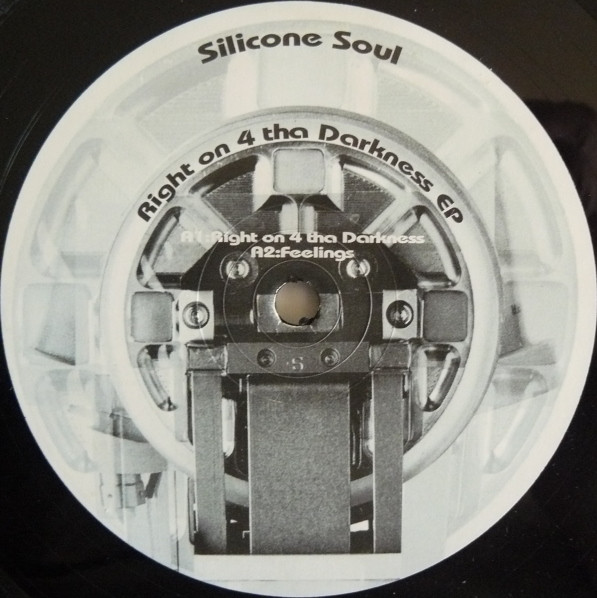 Silicone Soul - Right On 4 Tha Darkness EP | Soma Quality Recordings (SOMA 83) - 2 Silicone Soul - Right On 4 Tha Darkness EP | Soma Quality Recordings (SOMA 83) - 2
