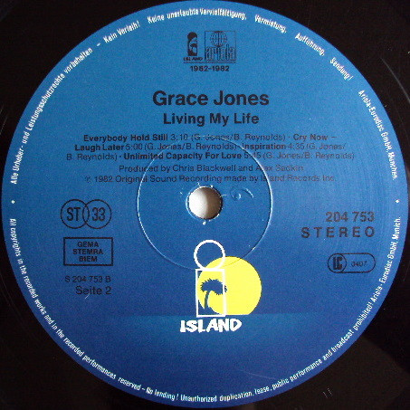 Grace Jones - Living My Life | Island Records (204 753-320) - 4 Grace Jones - Living My Life | Island Records (204 753-320) - 4