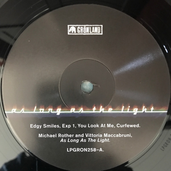 Michael Rother and Vittoria Maccabruni - As Long As The Light | Grönland Records (LPGRON258) - 3 Michael Rother and Vittoria Maccabruni - As Long As The Light | Grönland Records (LPGRON258) - 3