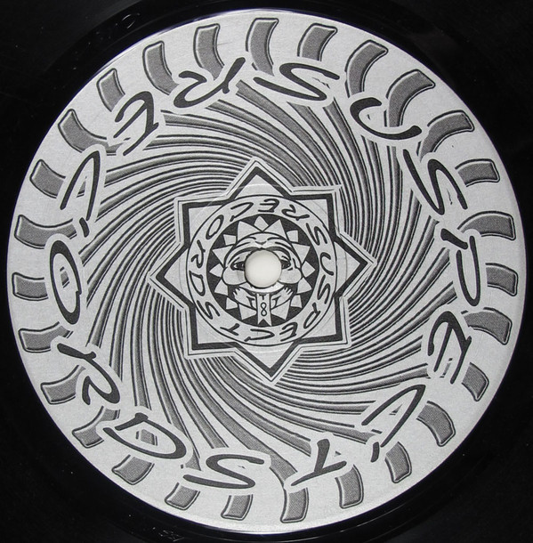 MikeroBenics - Fooled By Dr. Cycle & Mrs. All | Suspect Records (SUS00112) - 4 MikeroBenics - Fooled By Dr. Cycle & Mrs. All | Suspect Records (SUS00112) - 4