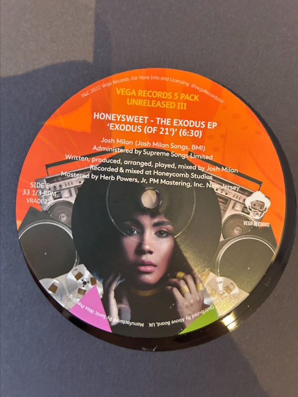Various - Vega Records 5 Pack Unreleased III | Vega Records (VRADE22) - 6 Various - Vega Records 5 Pack Unreleased III | Vega Records (VRADE22) - 6