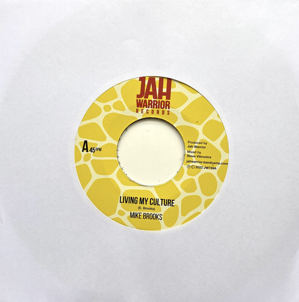 Mike Brooks - Living My Culture | Jah Warrior Records (JW739) - 2