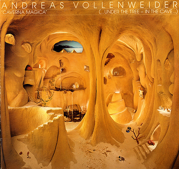 Caverna Magica (...Under The Tree - In The Cave...)