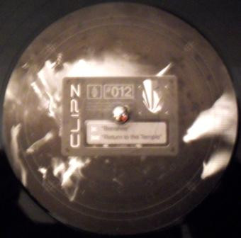 Clipz - Banshee / Return To The Temple | Emcee Recordings (emcee 012) - 3