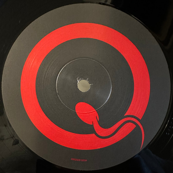 Queens Of The Stone Age - Songs For The Deaf | Interscope Records (00602508108587) - 6 Queens Of The Stone Age - Songs For The Deaf | Interscope Records (00602508108587) - 6