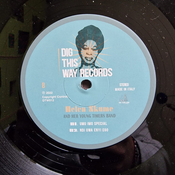 Helen Nkume & Young Timers Band - Helen Nkume And Her Young Timers Band | Dig This Way Records (DTW012) - 4 Helen Nkume & Young Timers Band - Helen Nkume And Her Young Timers Band | Dig This Way Records (DTW012) - 4