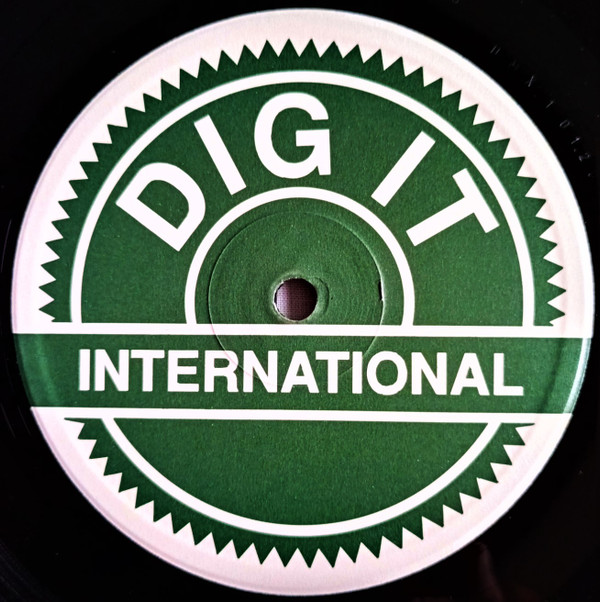 Patrick Juvet Featuring Amnesia - Deep Dark Night | Dig It International (DMX 10129) - 4
