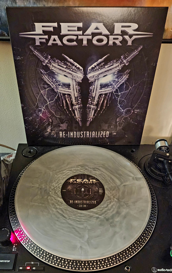 Fear Factory - Re-Industrialized | Nuclear Blast Records (NBR6643) - 2 Fear Factory - Re-Industrialized | Nuclear Blast Records (NBR6643) - 2