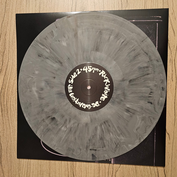 Rick White - De-evolution EP | Blue Fog (VOID 412-1) - 3 Rick White - De-evolution EP | Blue Fog (VOID 412-1) - 3