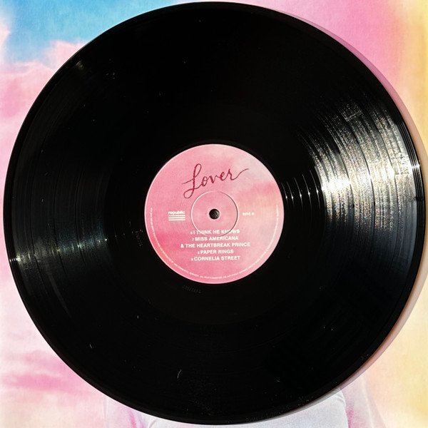 Taylor Swift - Lover | Republic Records (B0030972-01) - 4 Taylor Swift - Lover | Republic Records (B0030972-01) - 4