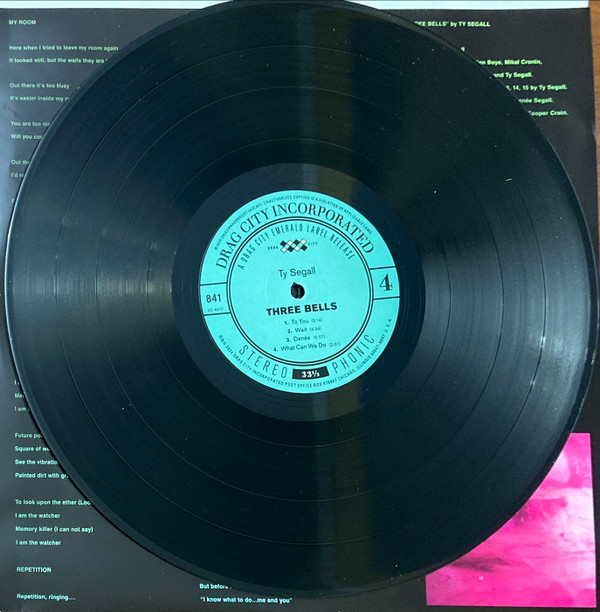 Ty Segall - Three Bells | Drag City (DC841) - 10 Ty Segall - Three Bells | Drag City (DC841) - 10