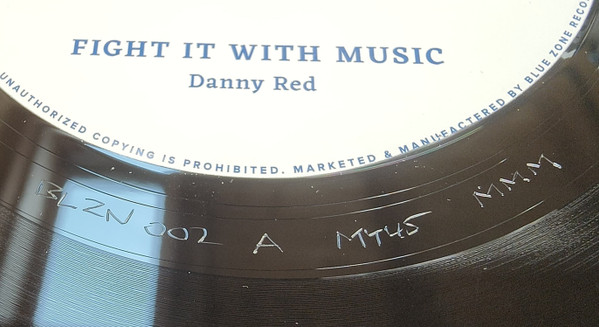 Danny Red , Dubcreator - Fight it with music | Blue Zone Records (BLZN002) - 4