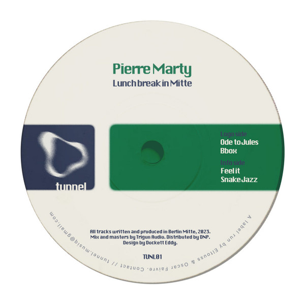 Pierre Marty - Lunch break in Mitte | tunnel (001)