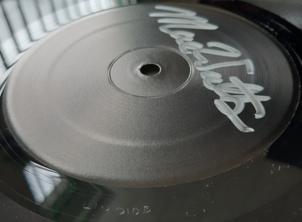 Max Watts & Huey Mnemonic - The Silver Lining EP | Limited Network (LN010) - 2 Max Watts & Huey Mnemonic - The Silver Lining EP | Limited Network (LN010) - 2