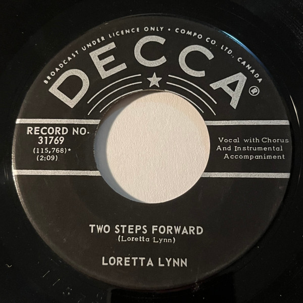 Loretta Lynn - Blue Kentucky Girl / Two Steps Forward | Decca (31769) - 2