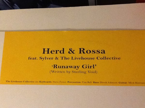 Herd & Rossa - Runaway Girl | 2Risque Recordings (2 RIS 002) - 6